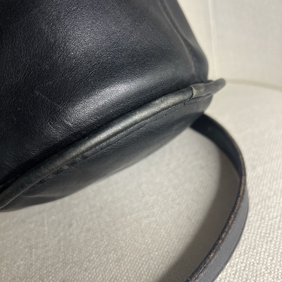 Vintage Coach  Black Leather Drawstring bucket  Bag - Picture 5 of 8